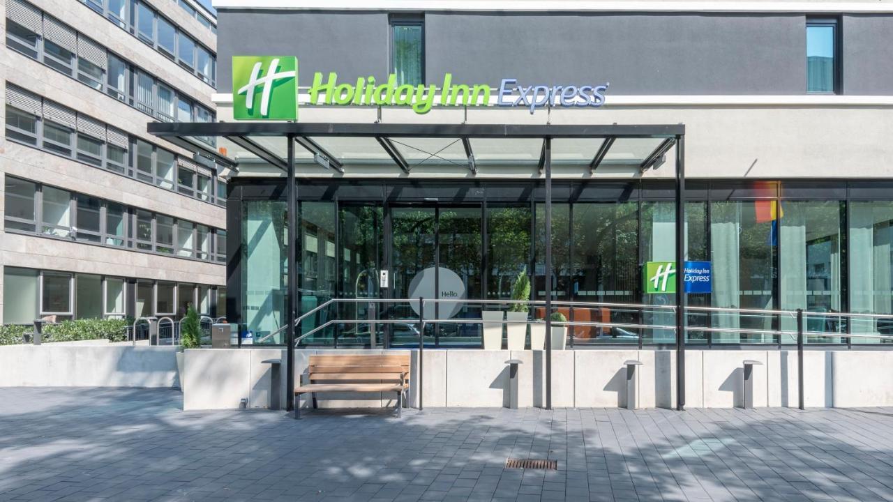 Holiday Inn Express - Frankfurt City - Westend, An Ihg Hotel Frankfurt am Main Ngoại thất bức ảnh